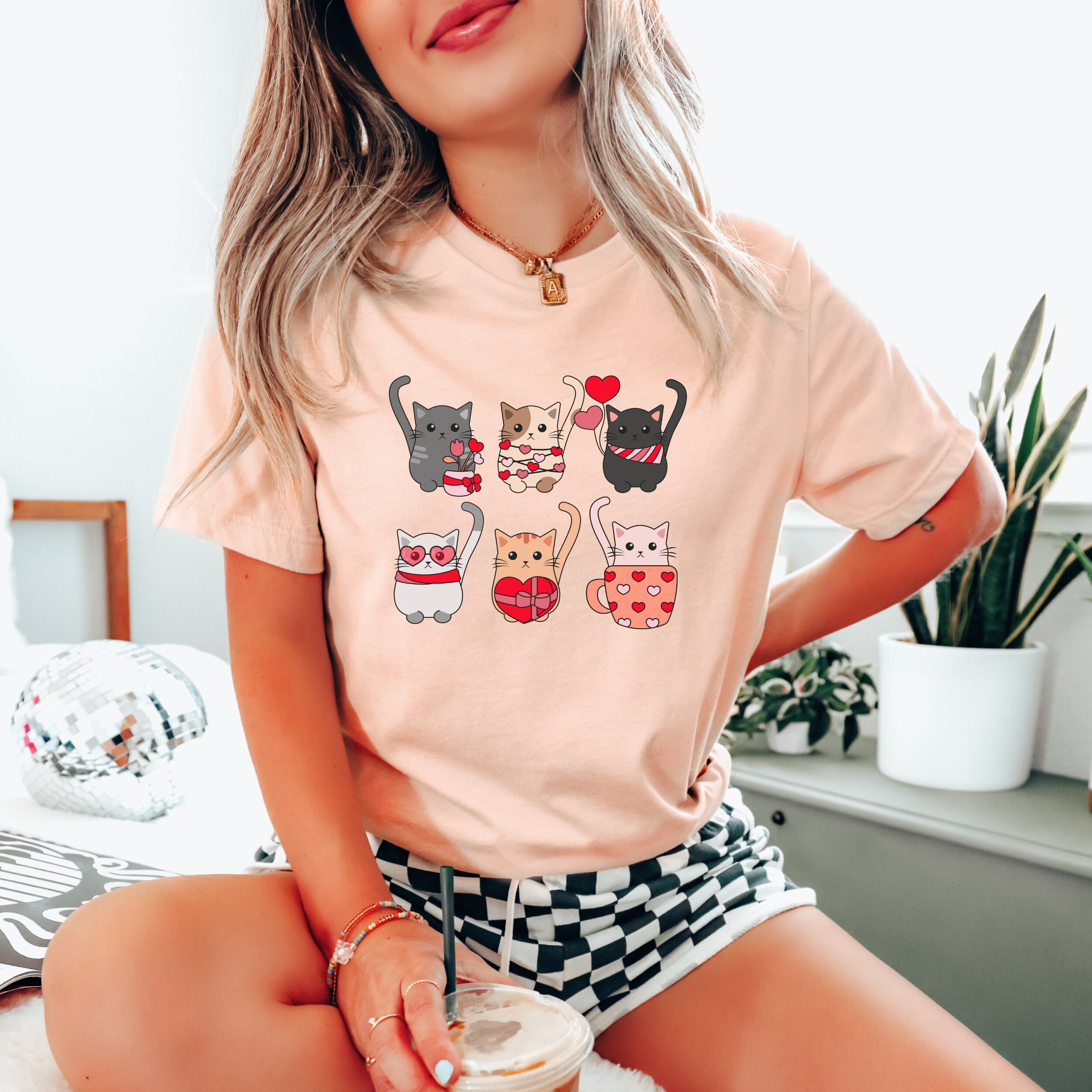 Happy Meowlentines Day Cat Lover T-Shirt | Valentine's Gift - Image 3