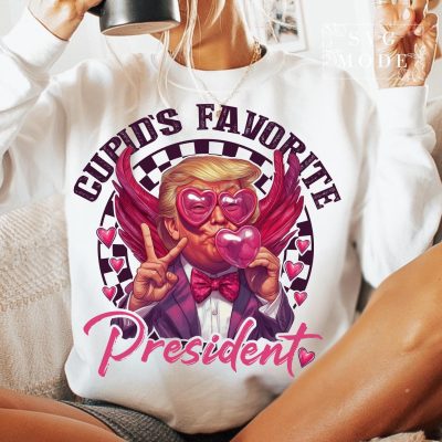 Trump Valentine's Day Sweatshirt - Retro Political Design