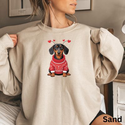 Dachshund Valentine's Day T-Shirt - Wiener Dog Love Design