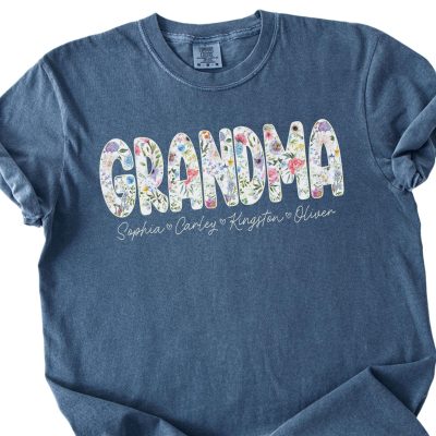 Custom Floral Grandma Shirt with Grandkids Names - Personalized Tee